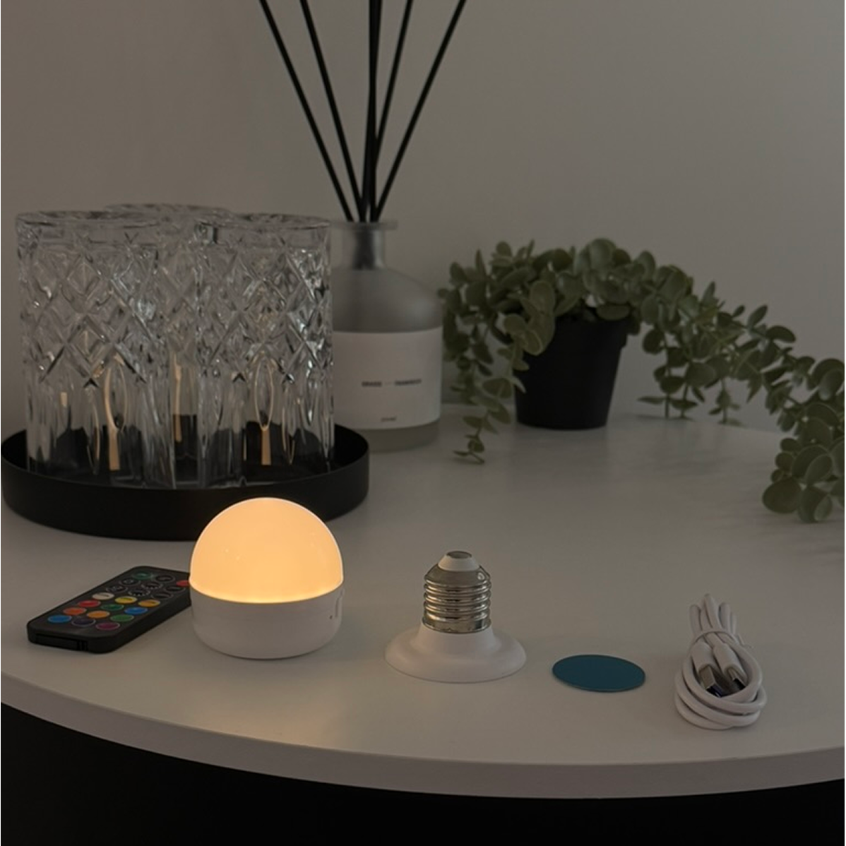 Magnetische LED-Lampe mit Fernbedienung